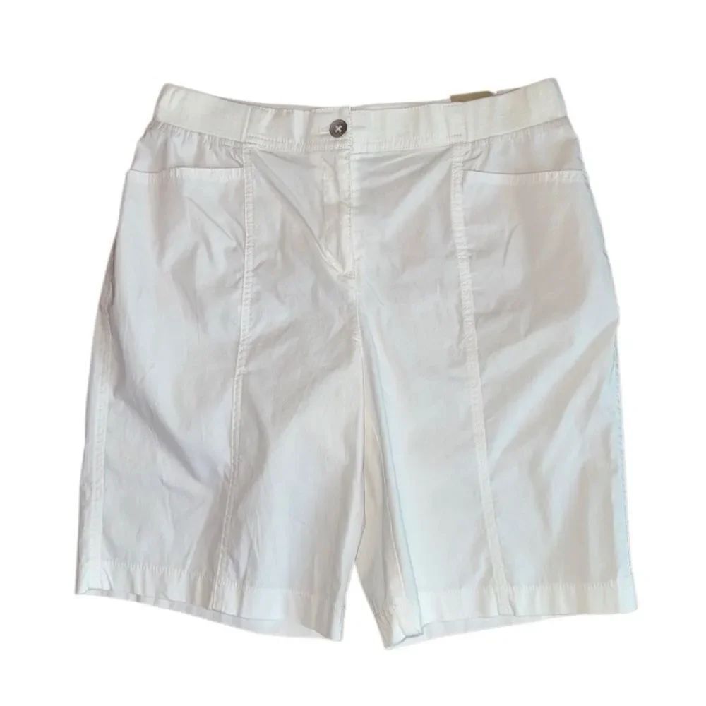 NWT Chicos Women's White Cotton Bermuda Shorts Size 0 (US 4)